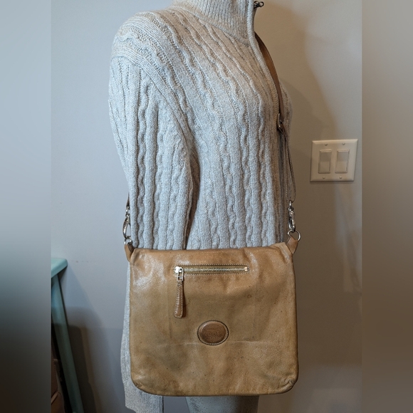 Roots Canada Brown distressed rustic leather convertible bag Large - Picture 8 of 15